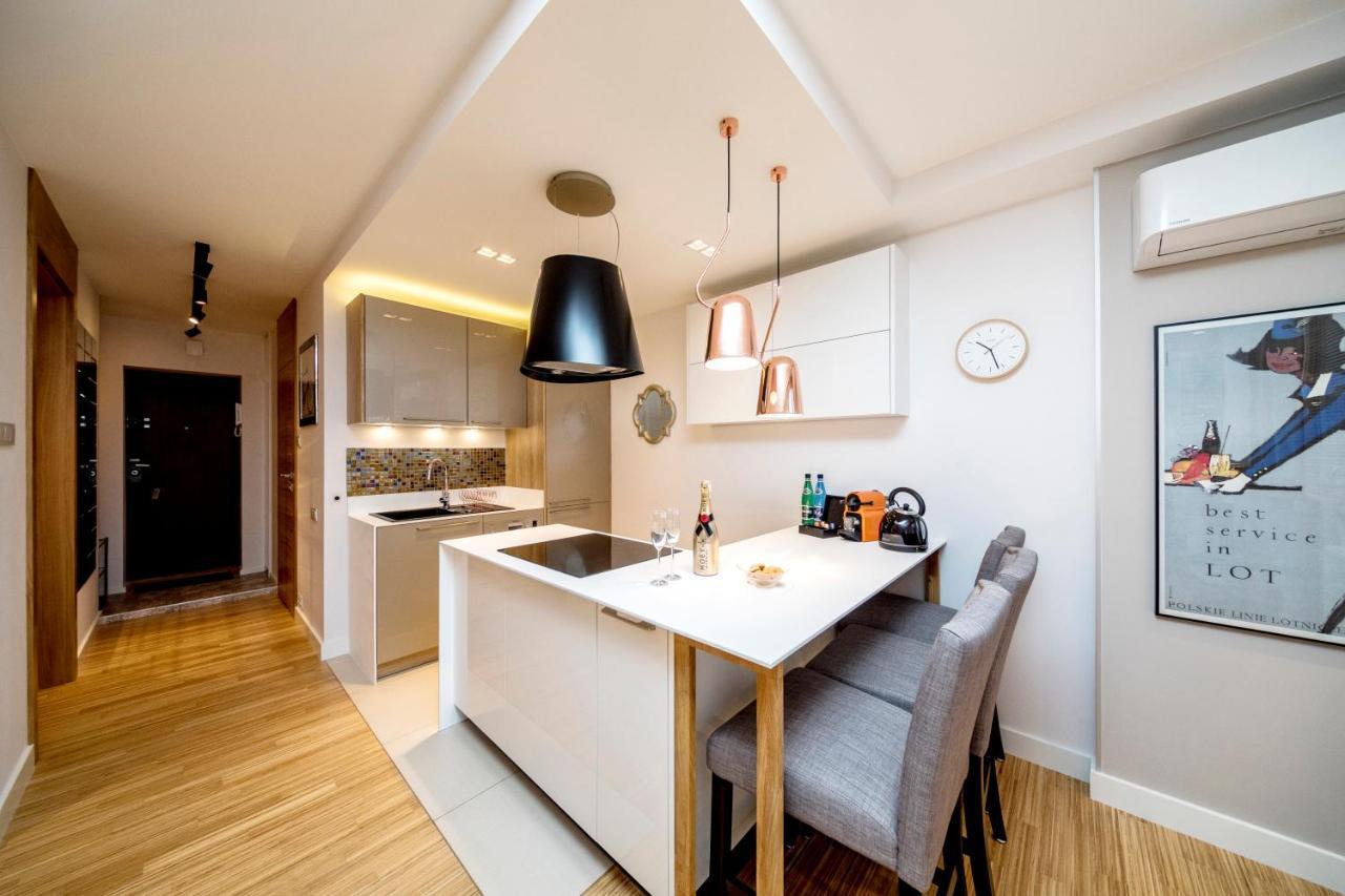 Golden Apartment With Air Condition By Your Freedom Varsóvia Exterior foto